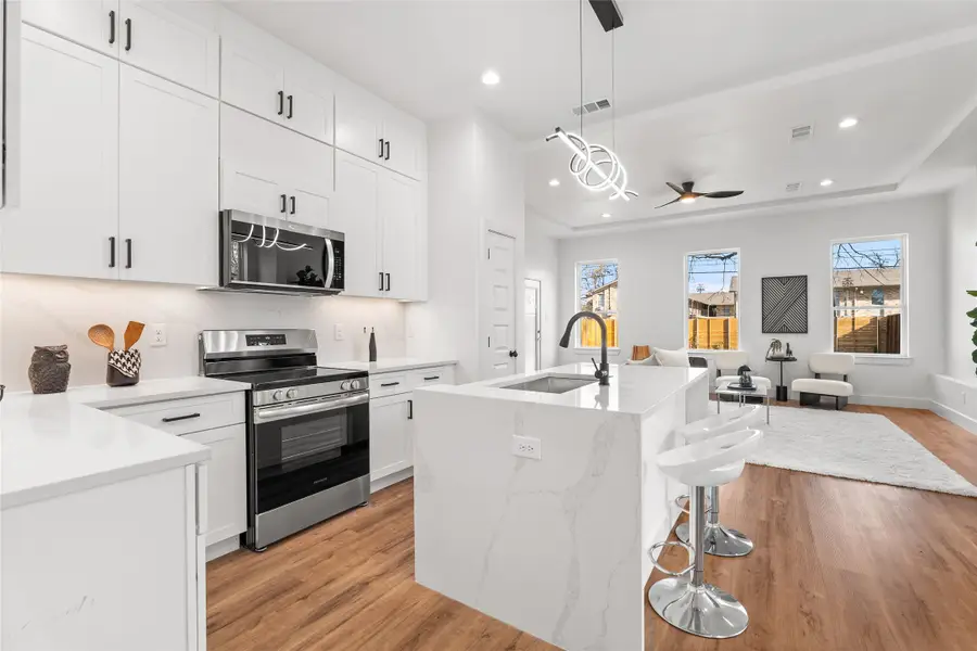 3604 Wendelkin Street, Dallas, TX 75215 - Image #2