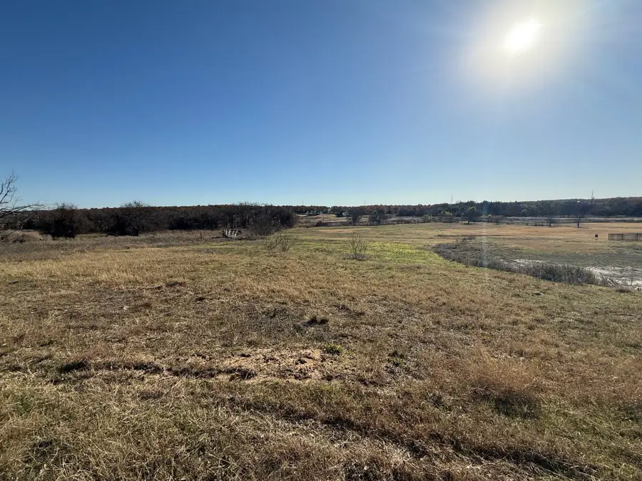 598 Central Road, Weatherford, TX 76088 - Image #3