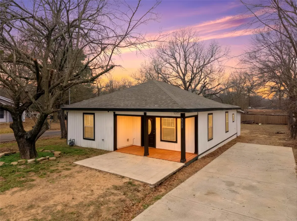 2350 W Cherry Street, Paris, TX 75460 - Image #1