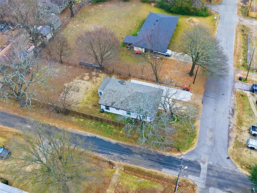 2350 W Cherry Street, Paris, TX 75460 - Image #2