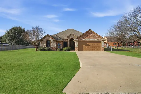 3202 Bowie Street, Granbury, TX 76049