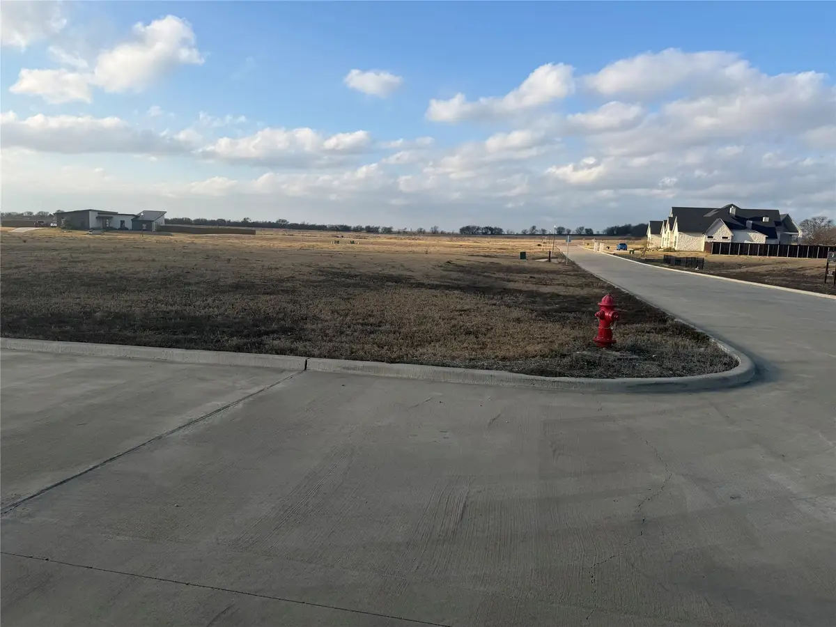 130 Iris Street, Lorena, TX 76655 - Image #1