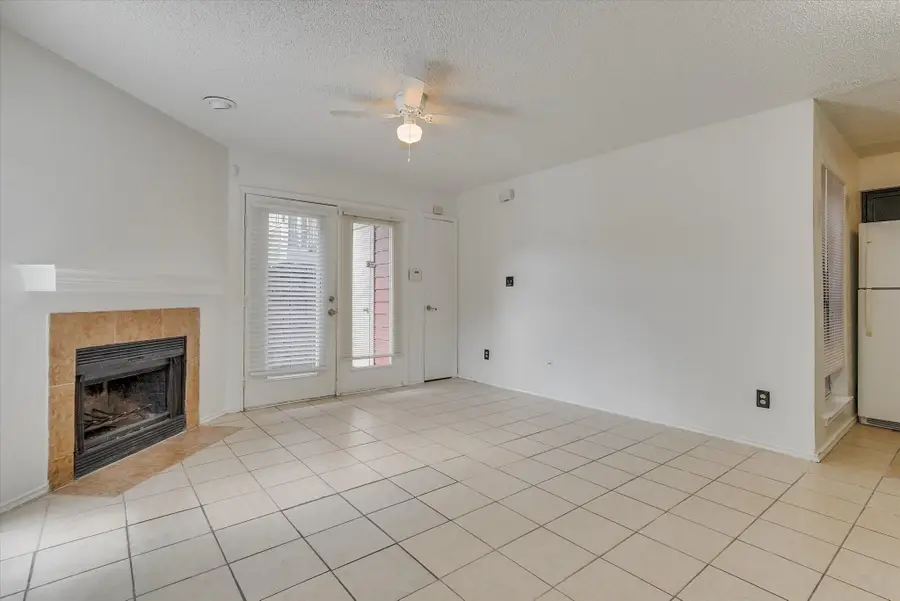 9825 N Walnut Street #M103, Dallas, TX 75243 - Image #3