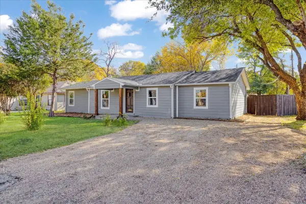 450 Hickory Street, Lewisville, TX 75057