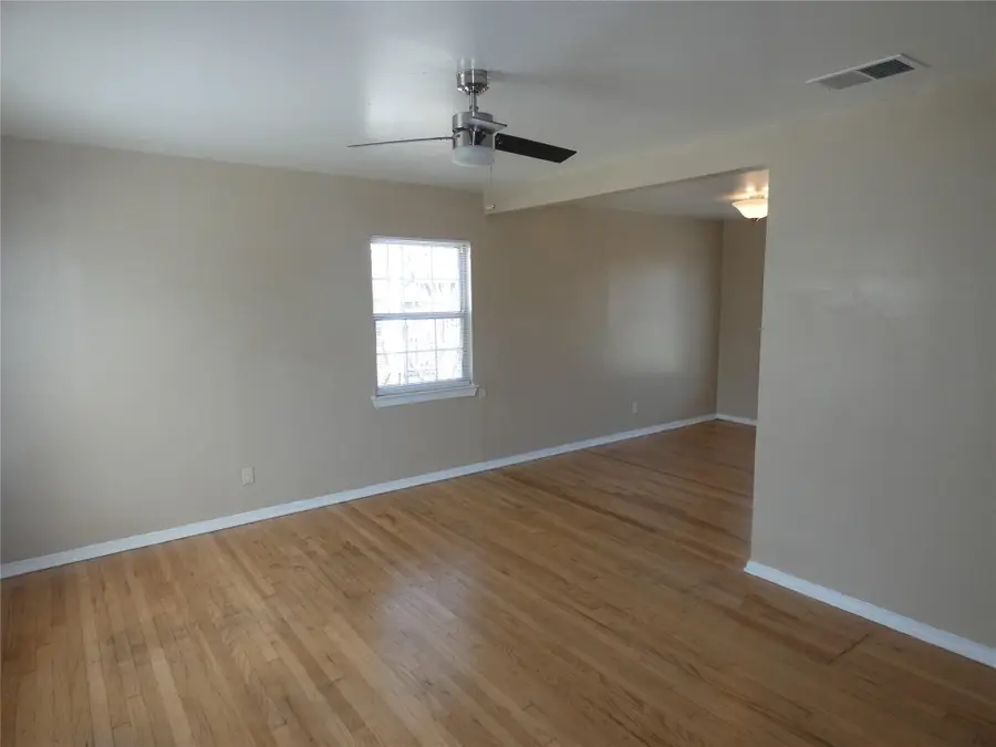 11819 Broadmoor Drive, Dallas, TX 75218 - Image #3