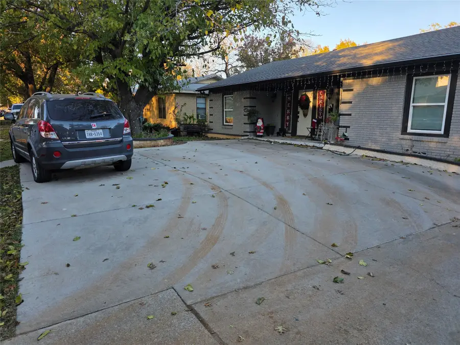 4605 Cole Street, Fort Worth, TX 76115 - Image #3