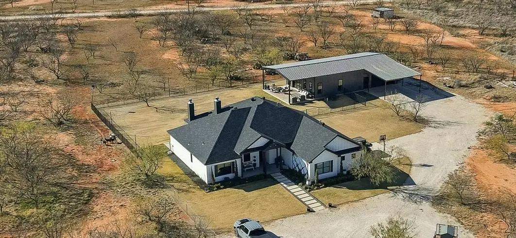 136 Mistletoe Ridge, Lawn, TX 79530 - Image #1