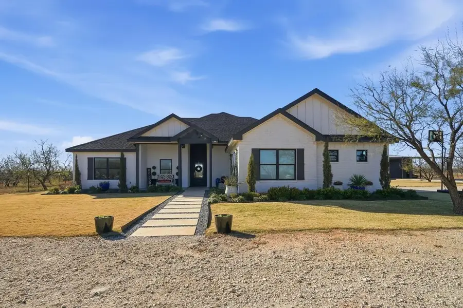 136 Mistletoe Ridge, Lawn, TX 79530 - Image #2