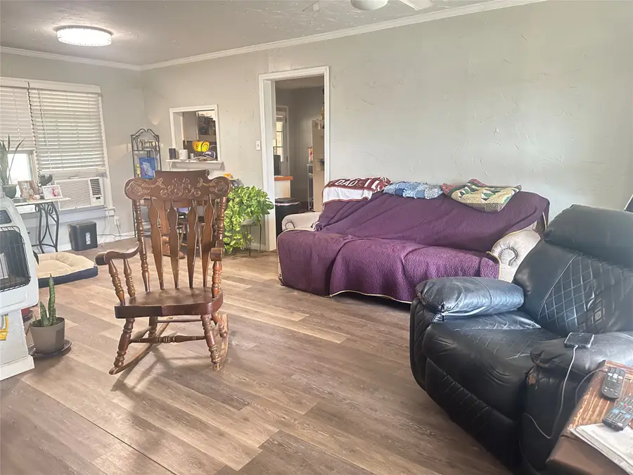 2940 Hunter Street, Fort Worth, TX 76112 - Image #3