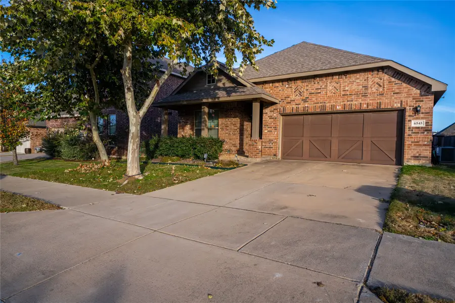 6545 Longhorn Herd Lane, Fort Worth, TX 76123 - Image #2