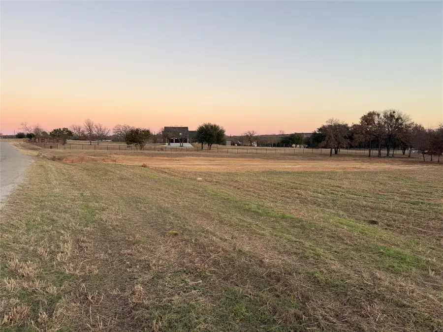 107 Rona Lane, Weatherford, TX 76088 - Image #2