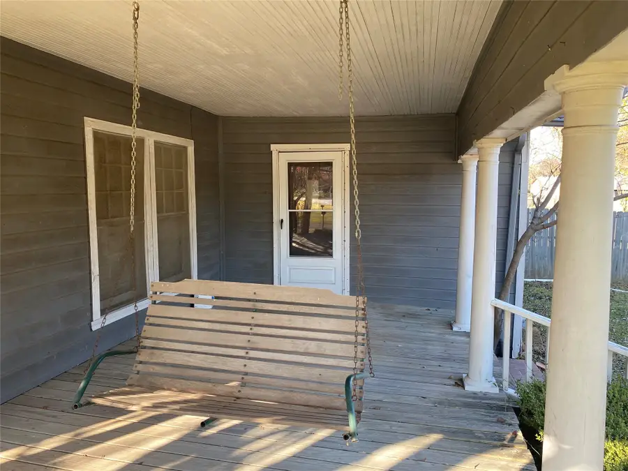 302 W Orville Street, Wills Point, TX 75169 - Image #2