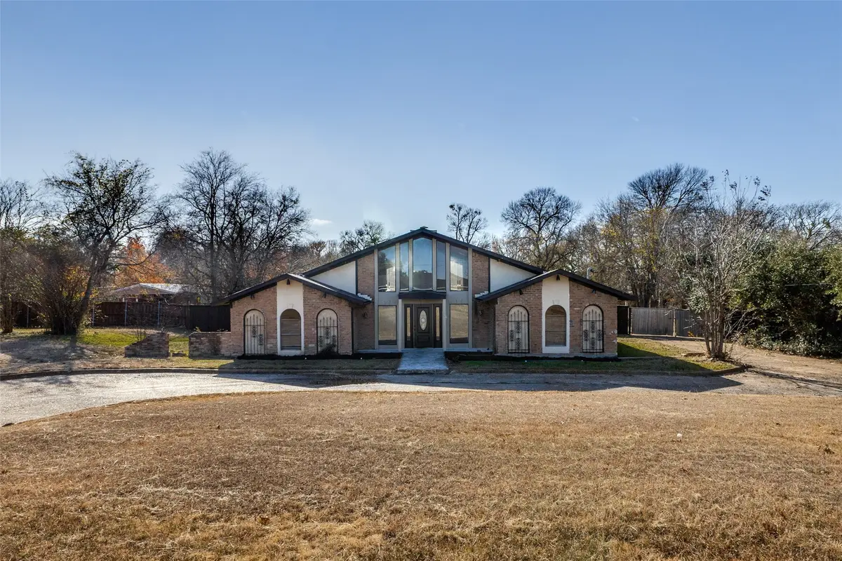 7001 Shannon Road, Mesquite, TX 75181 - Image #1