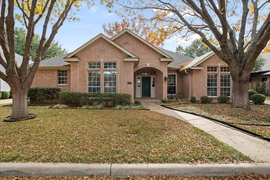 2833 Manorwood Trail, Fort Worth, TX 76109 - Image #2