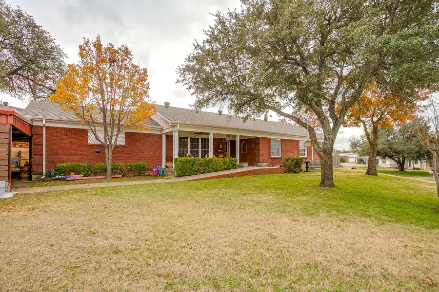 205 W Ridge Road, Weatherford, TX 76086 - Image #3