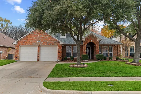 5867 Grayco Drive, Grand Prairie, TX 75052