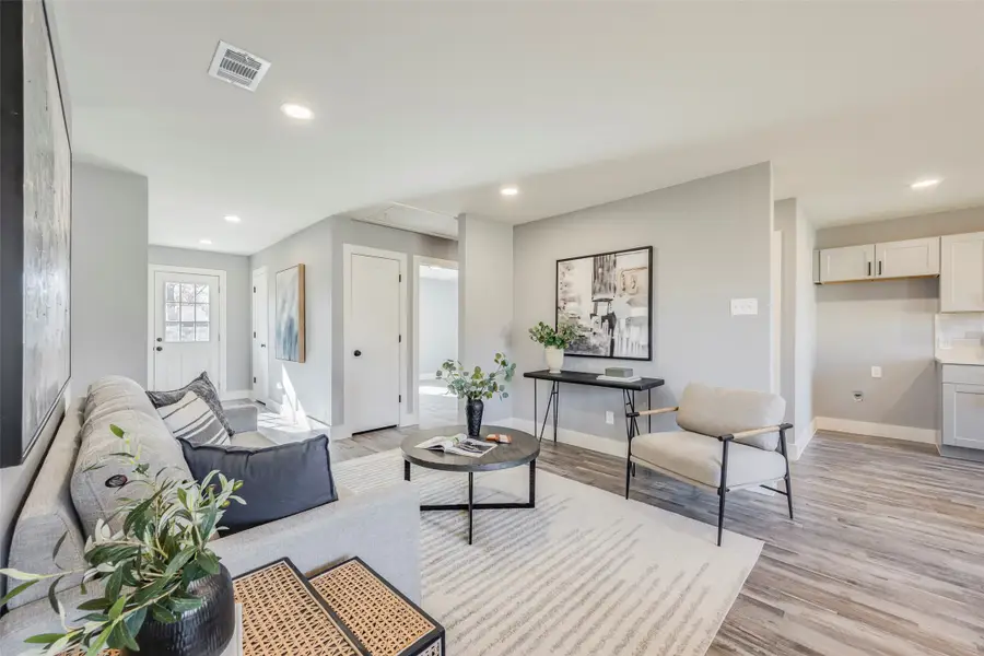 2820 Andrea Lane, Dallas, TX 75228 - Image #3