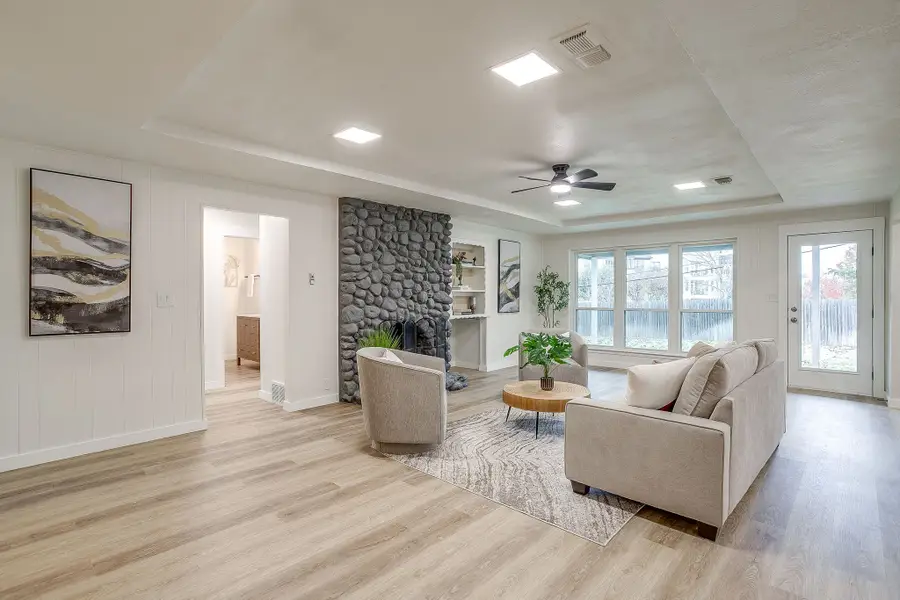 6604 Ems Court, Fort Worth, TX 76116 - Image #3