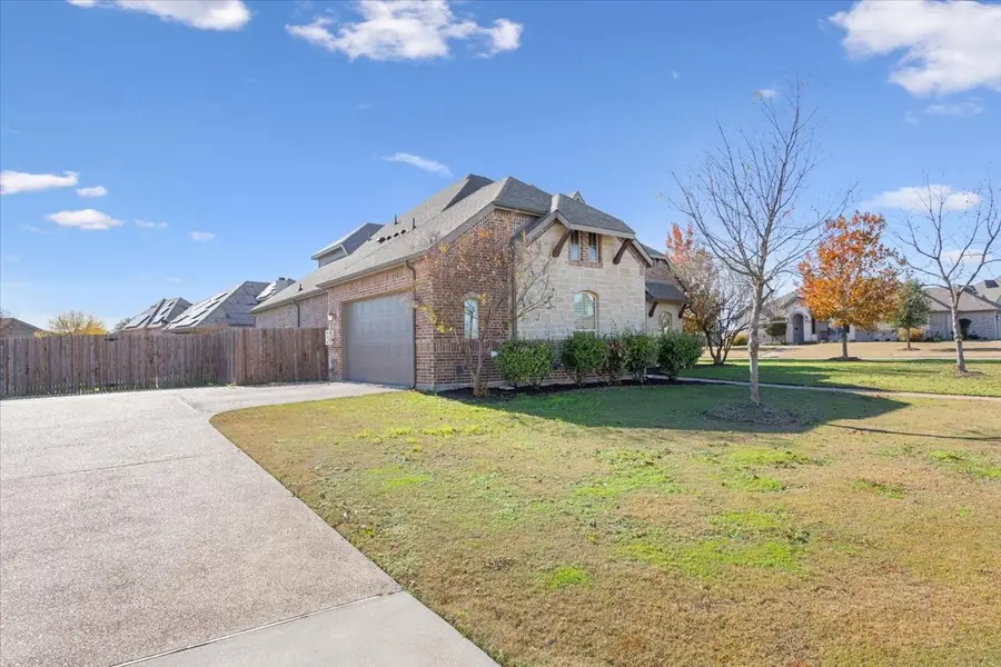 10708 Francis Drive, Waco, TX 76712 - Image #2