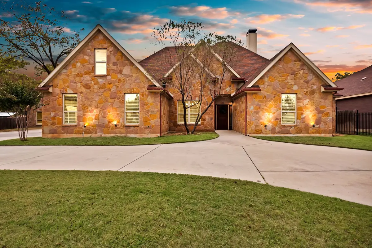 4009 Wheeler Street, Fort Worth, TX 76111 - #1