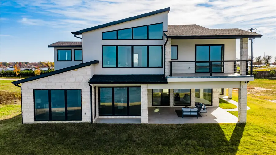 104 Mary Court, Gun Barrel City, TX 75156 - Image #3