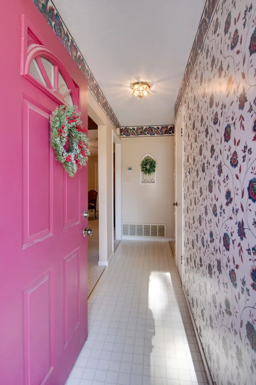 241 Hedgerow Lane, Lewisville, TX 75057 - Image #3