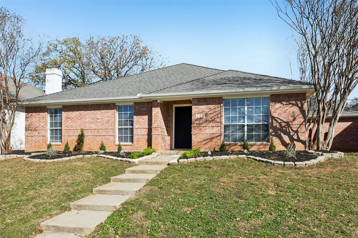 5601 Chimney Rock Drive, Arlington, TX 76017 - Image #1