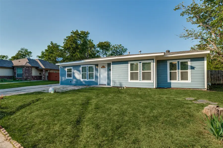 806 Highland Drive, Grand Prairie, TX 75051 - Image #3