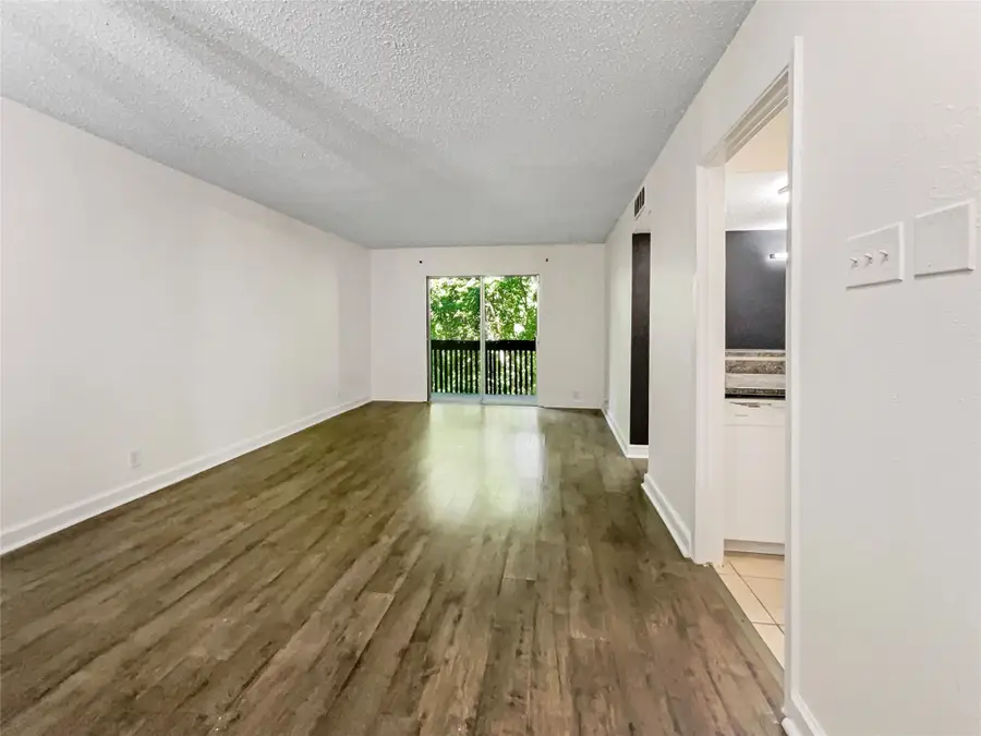 4851 Cedar Springs Road #281, Dallas, TX 75219 - Image #2