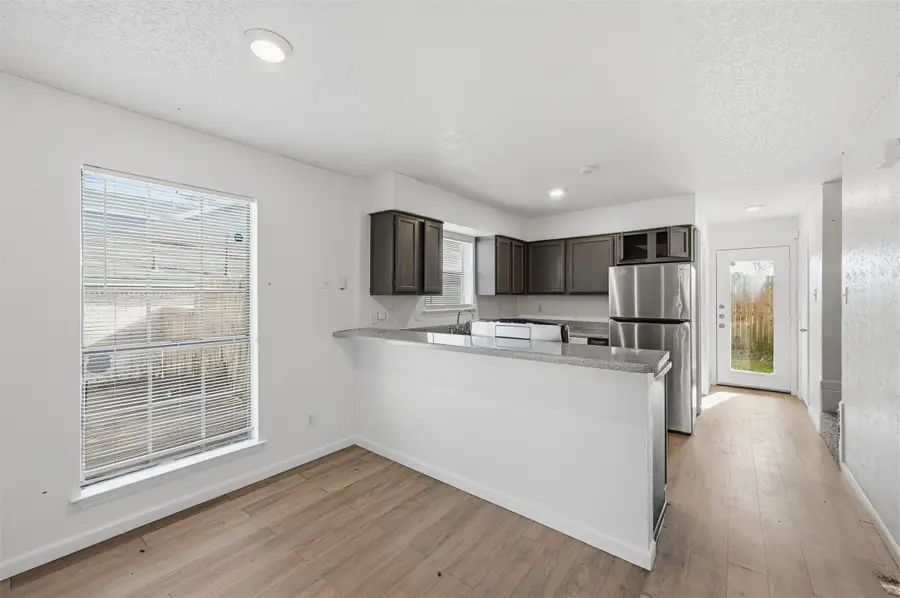 112 Brookside Drive, Duncanville, TX 75137 - Image #3