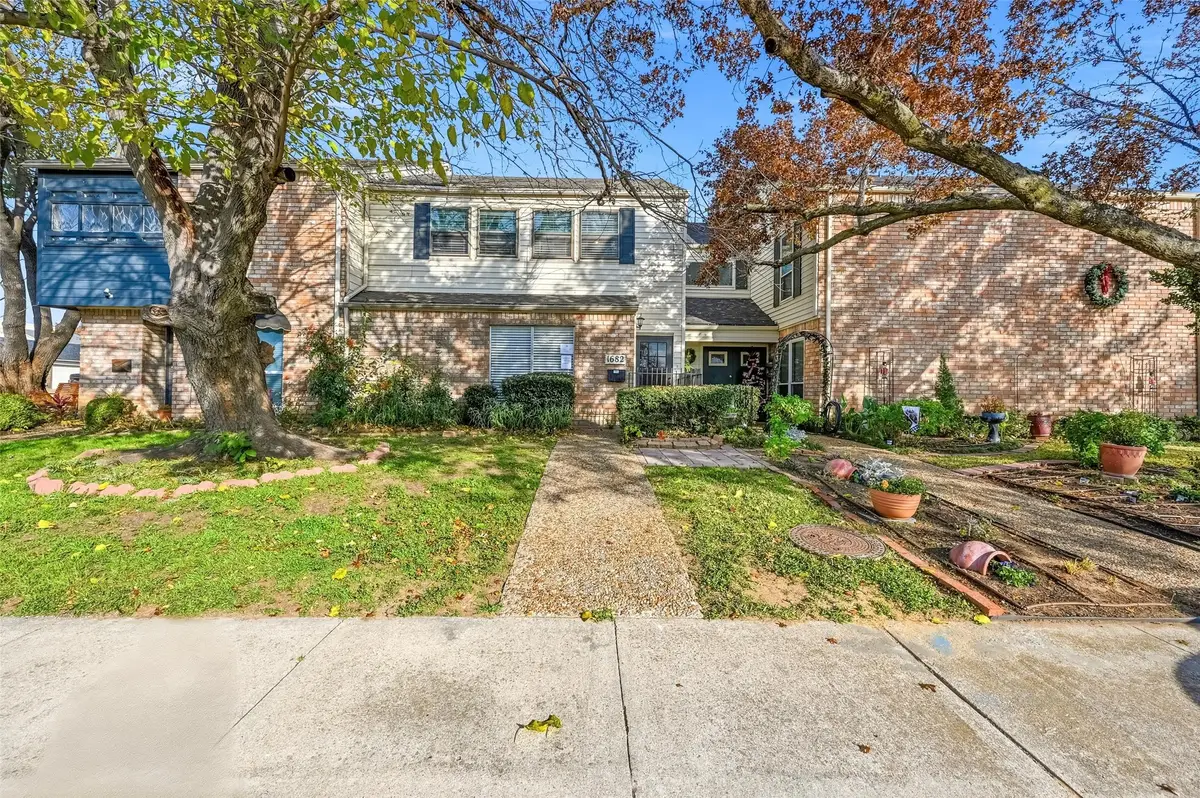 1682 Choteau Circle, Grapevine, TX 76051 - Image #1