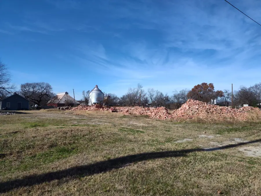 408 S 4th Street, Corsicana, TX 75110 - Image #3