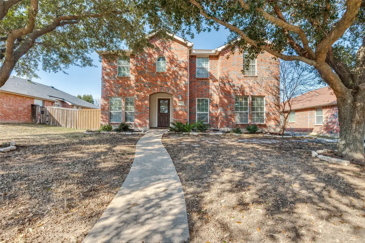 1323 Vermont Avenue, Lancaster, TX 75134 - #1