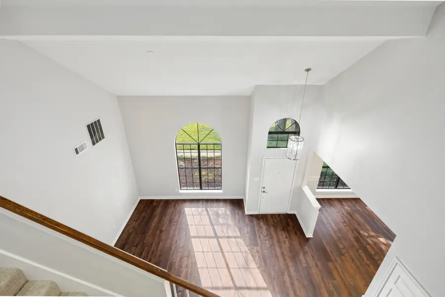 2116 S Winding Creek Drive, Grapevine, TX 76051 - Image #3