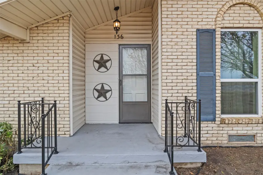 136 Louise Ritter Boulevard, Red Oak, TX 75154 - Image #3