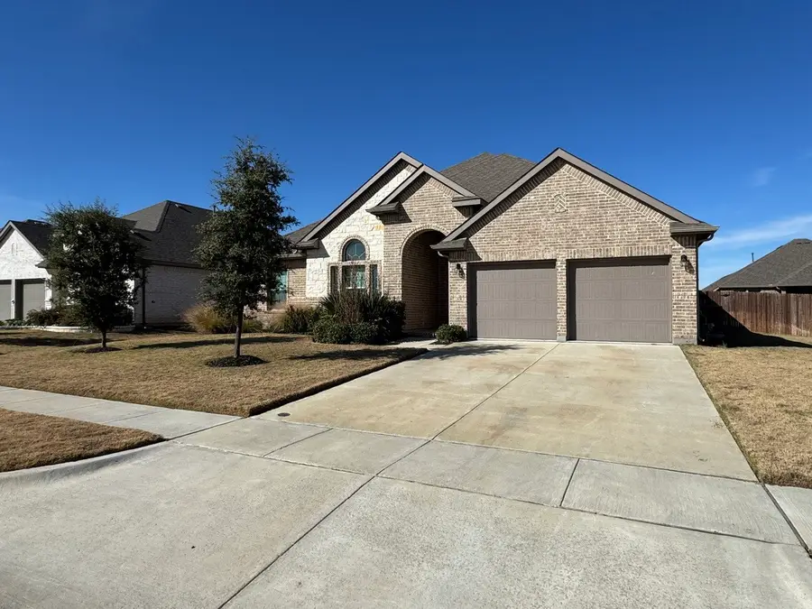 3432 Cornerstone Lane, Grand Prairie, TX 76065 - Image #2
