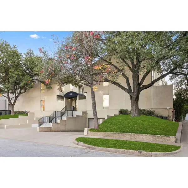 4242 Travis Street #108, Dallas, TX 75205