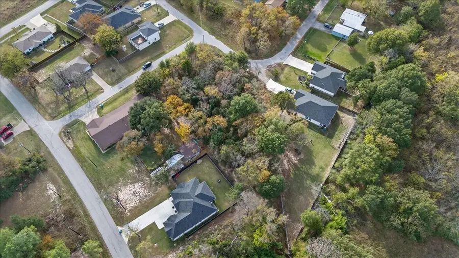 720 Oahu Loop, Tool, TX 75143 - Image #3