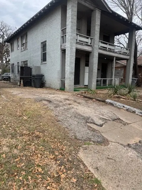 3904 Colonial Avenue, Dallas, TX 75215 - #3