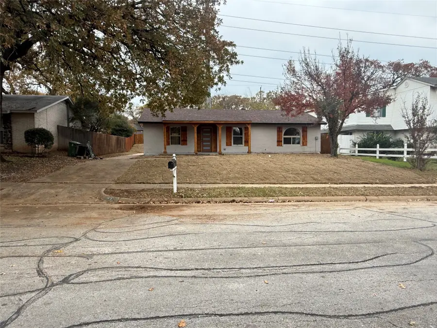 2913 White Oak Lane, Bedford, TX 76021 - Image #3