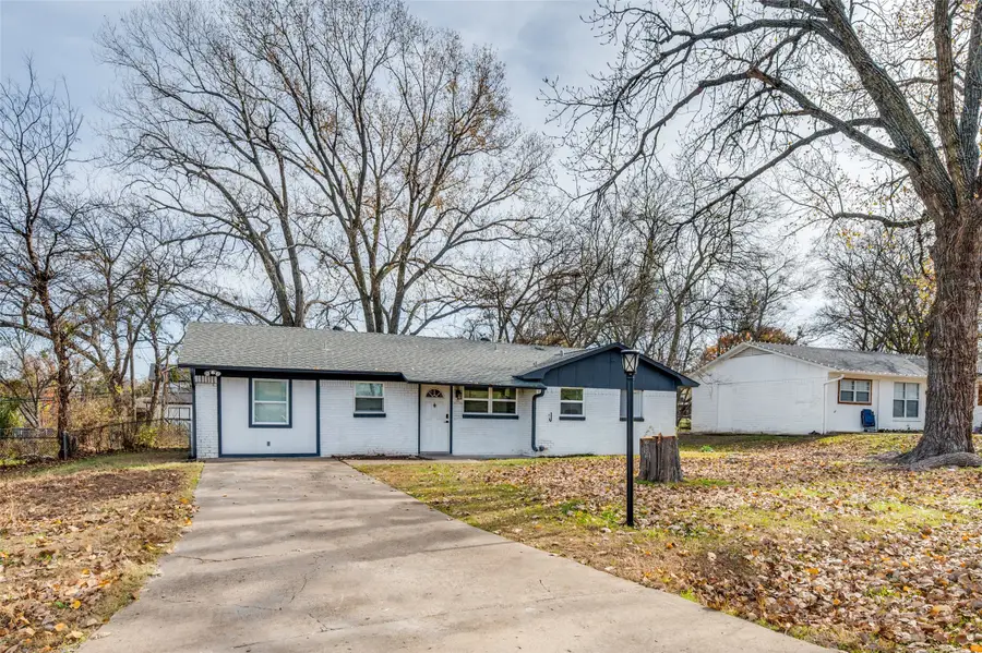 606 Overlook Drive, Midlothian, TX 76065 - Image #2