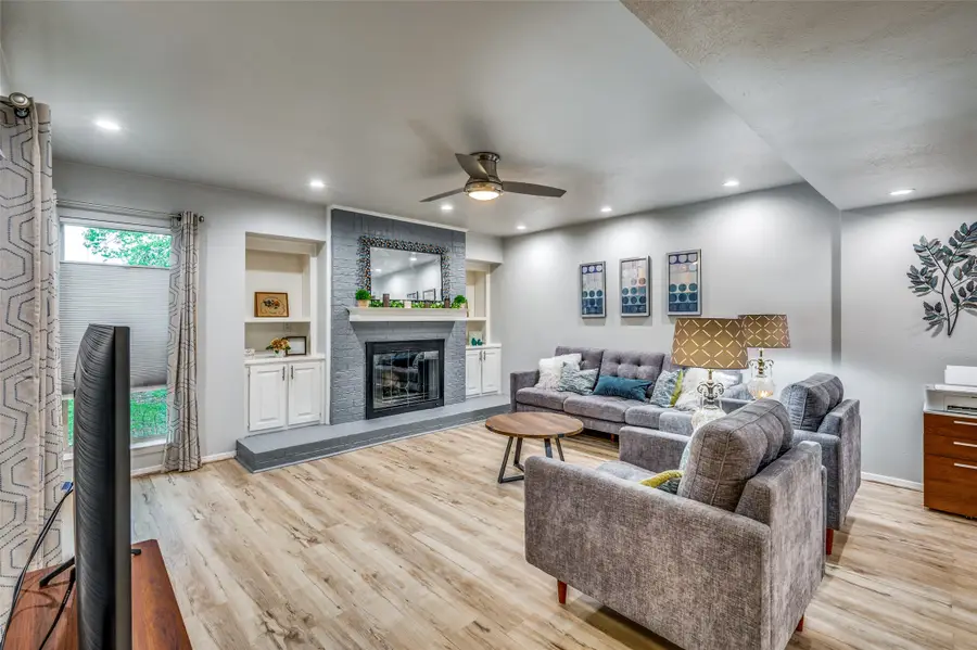 3010 Shady Knoll Lane, Bedford, TX 76021 - Image #2