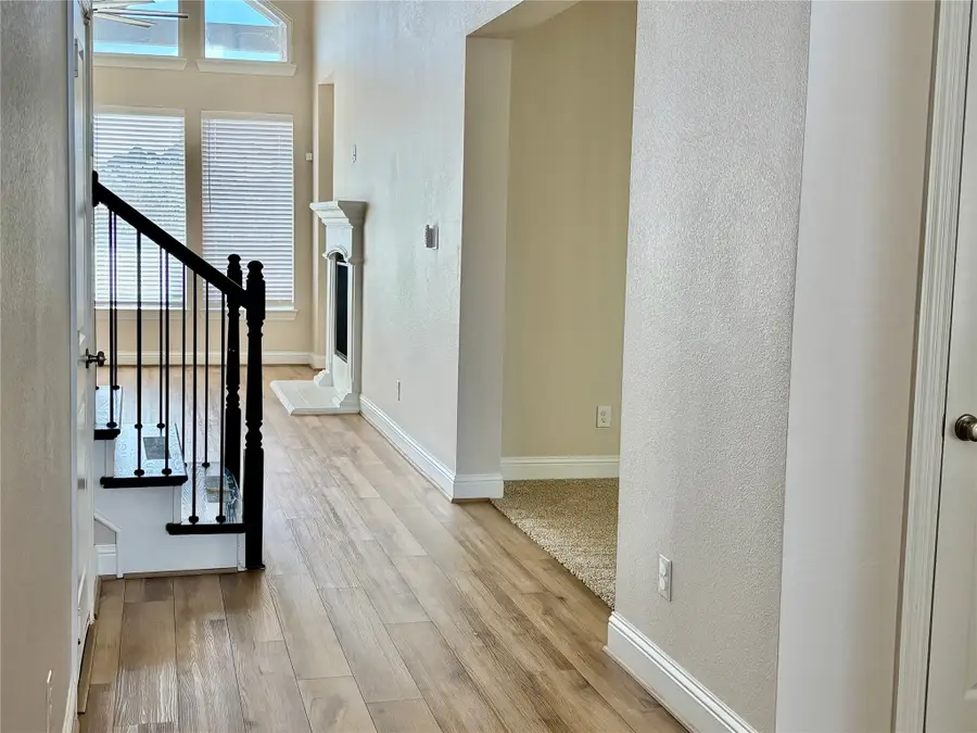 7106 Aster Drive, Venus, TX 76084 - Image #3