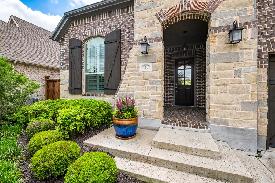 13845 Marys Ridge Road, Fort Worth, TX 76008 - Image #2