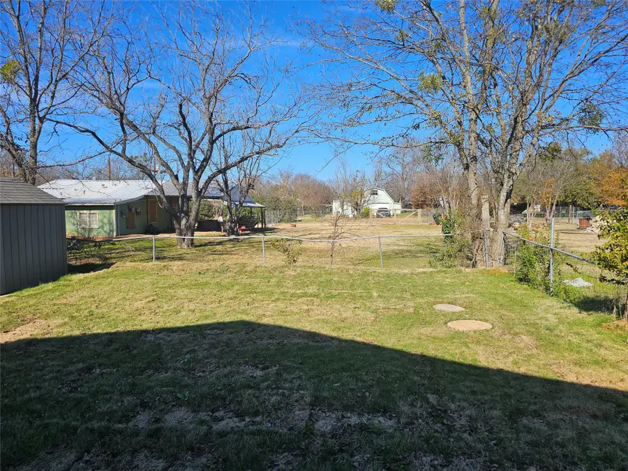 165 Elmwood Road, Whitney, TX 76692 - Image #3