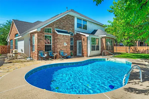 4201 S Iron Lane, Mansfield, TX 76063
