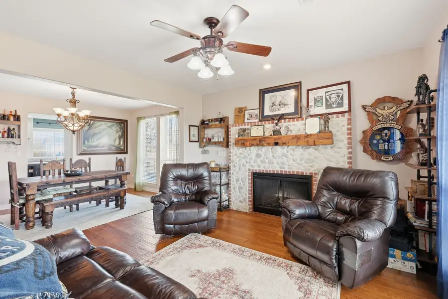 102 Van Meter Drive, Aurora, TX 76078 - Image #3