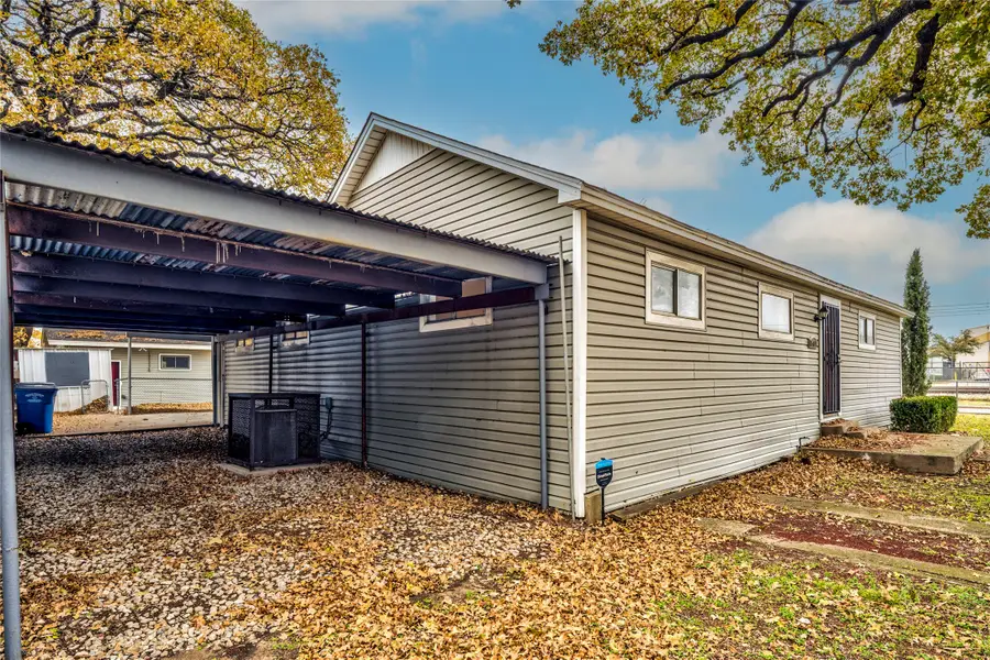 2611 W Amherst Avenue, Dallas, TX 75235 - Image #2