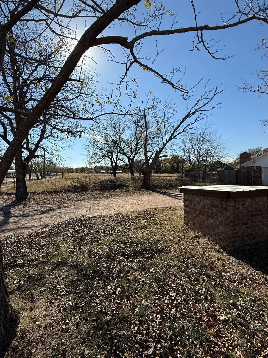 2419 S 1st Street W, Clyde, TX 79510 - Image #2