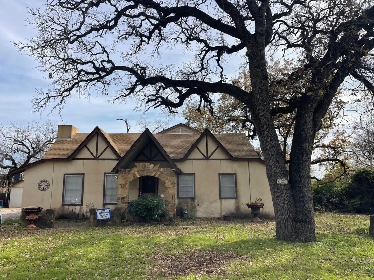 2532 Oakwood Terrace, Haltom City, TX 76117 - Image #1